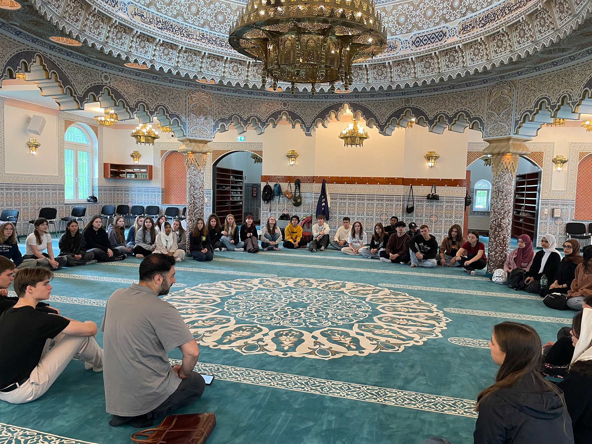 Religionen im Dialog im Beruflichen Gymnasium 