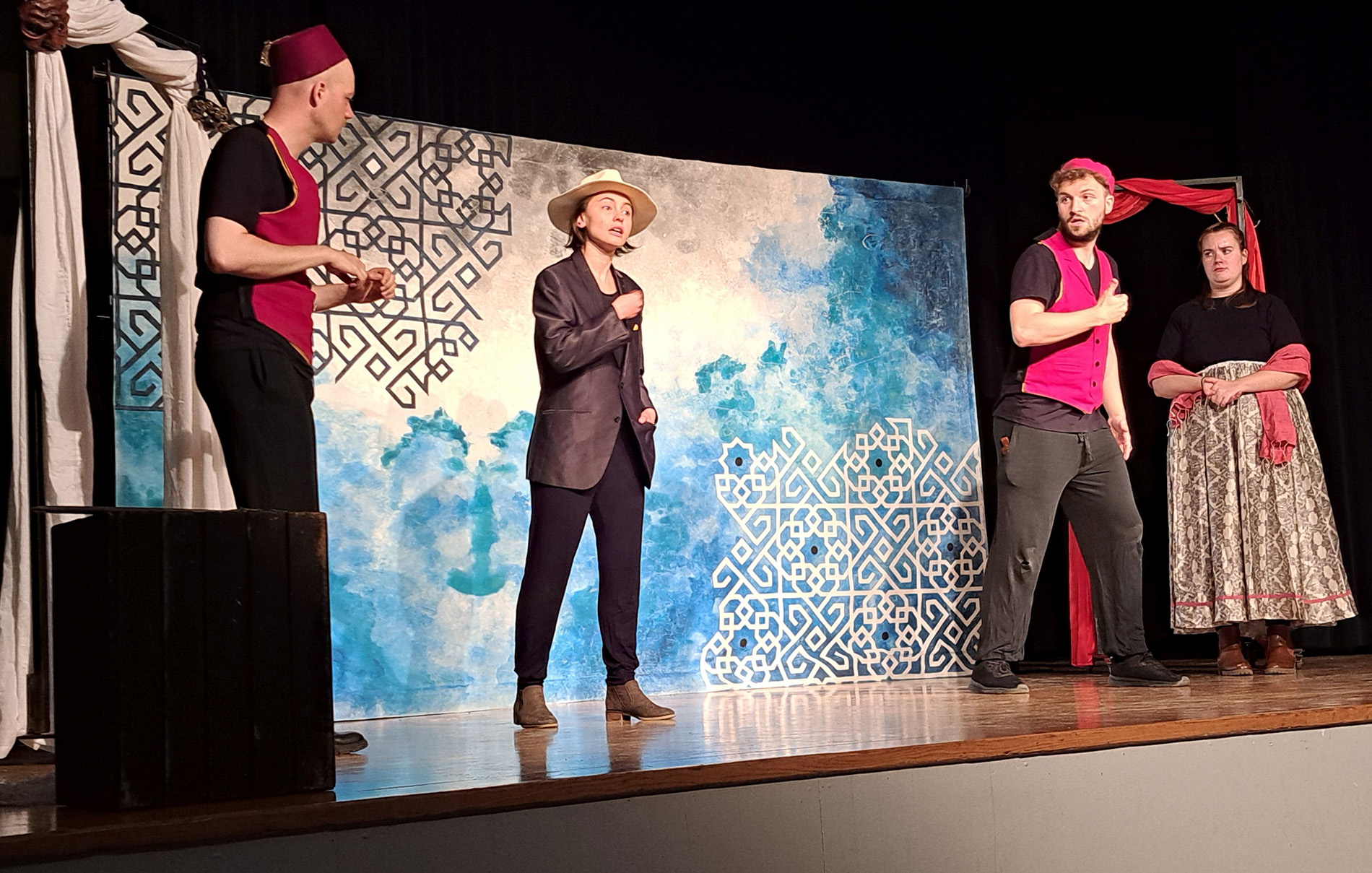 White Horse Theatre spielt vor Schülerinnen und Schülern des BG