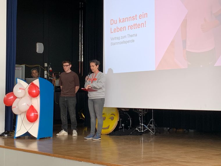 Schülerinnen und Schüler der August-Bebel-Schule organisieren erneut eine Aktion zur Typisierung für die DKMS Schülerinnen und Schüler der August-Bebel-Schule organisieren erneut eine Aktion zur Typisierung für die DKMS