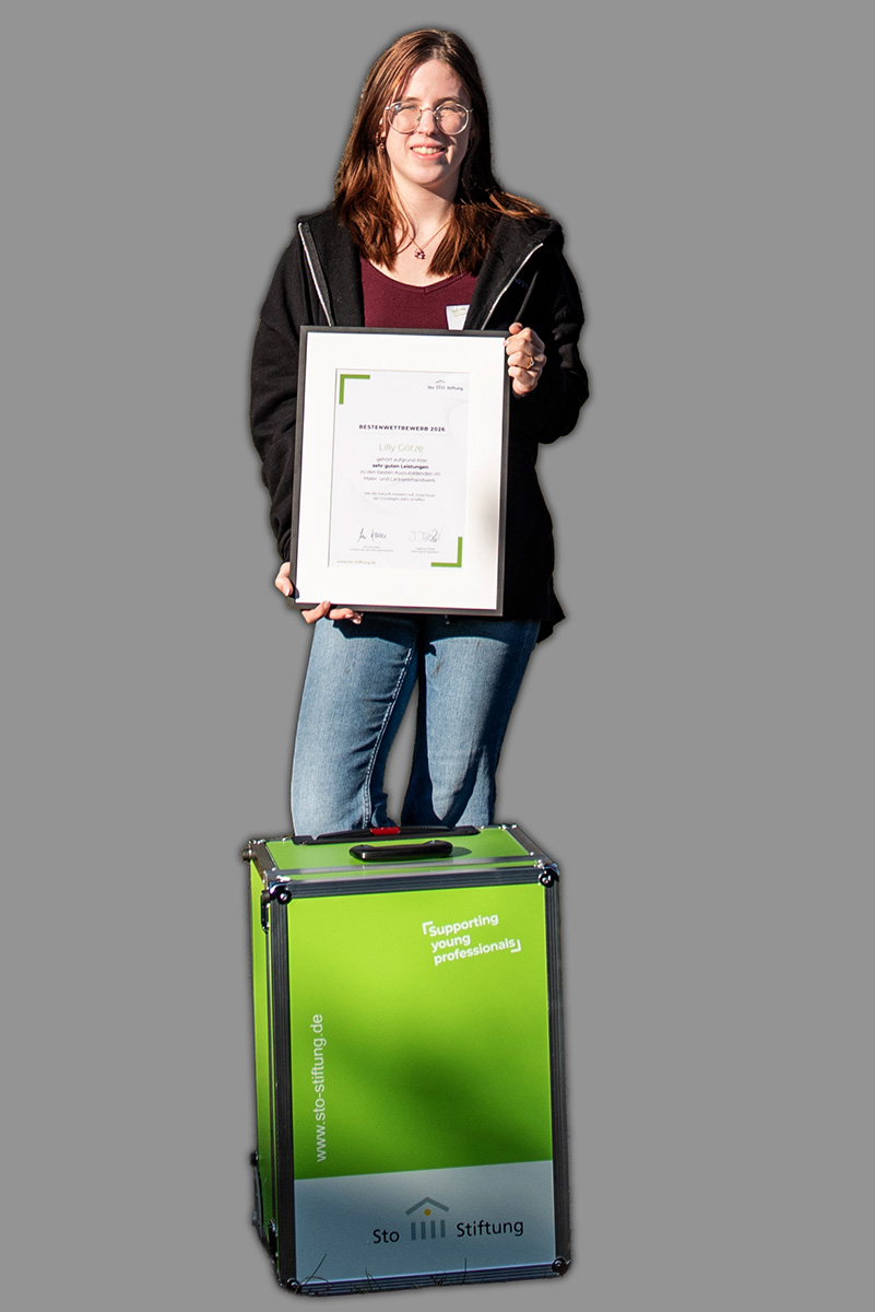Lilly Götze, Auszubildende zur Malerin und Lackiererin, FR Gestaltung und Instandhaltung, und Matthieu Harre, Auszubildender zum Maler und Lackierer, FR Ausbautechnik und Oberflächengestaltung